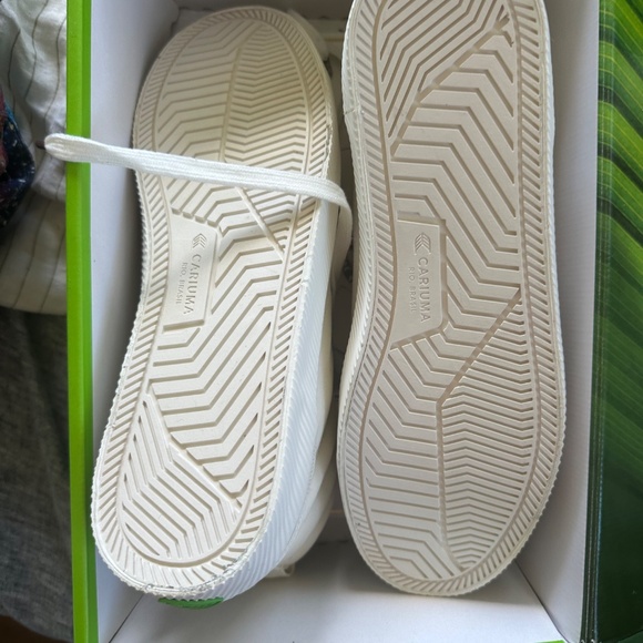 Brand new Cariuma Off-White High Top Canvas Sneaker - Picture 7 of 7